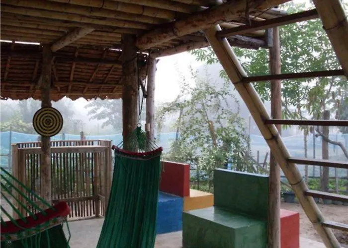 Churn Yuen Pai By Gampanat Guesthouse